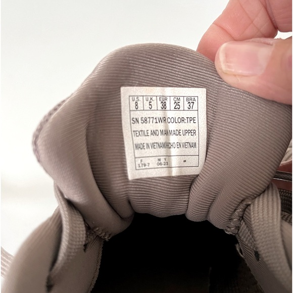 Skechers memory foam sneakers - Picture 4 of 5